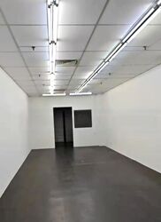 Sim Lim Square (D7), Retail #485998281